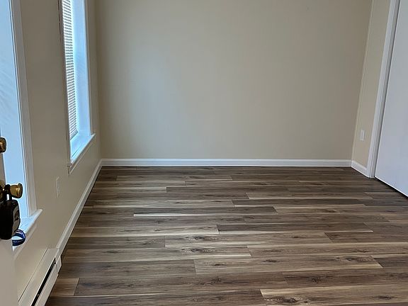 4th image of 15 W Franklin St #1