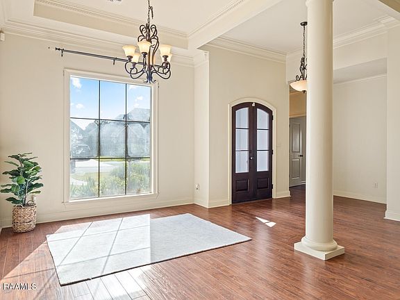 3rd image of 108 Millcrest Dr