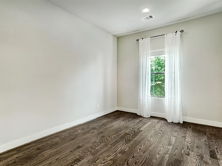 1309 Laird St #A — Photo 17