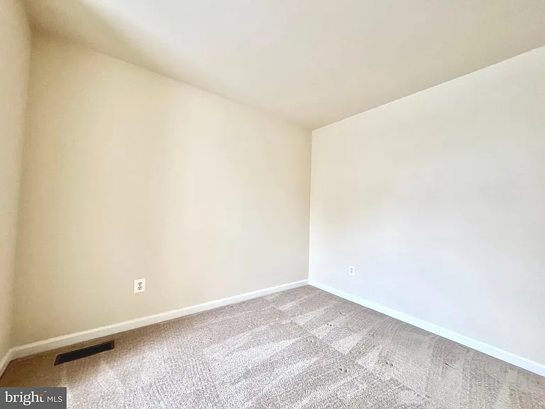22006 Stone Pier Ln — Photo 22
