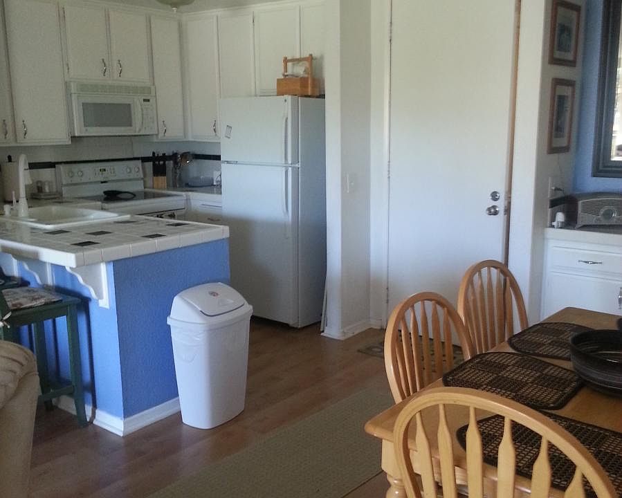 Entry, Kitchen and Dining