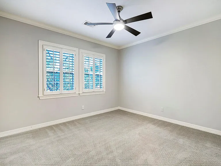 4120 University Blvd — Photo 18
