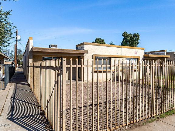 4th image of 6742 W PALMAIRE Avenue