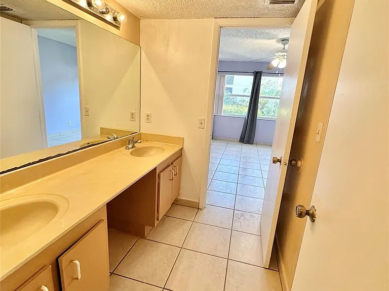 12165 Royal Palm Blvd #3C — Photo 11