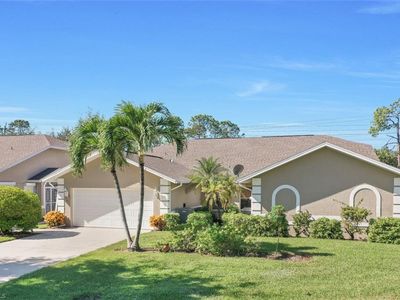2041 W Crown Pointe Blvd, Naples, FL, 34112