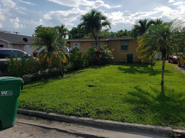 165 NW 3rd Ave