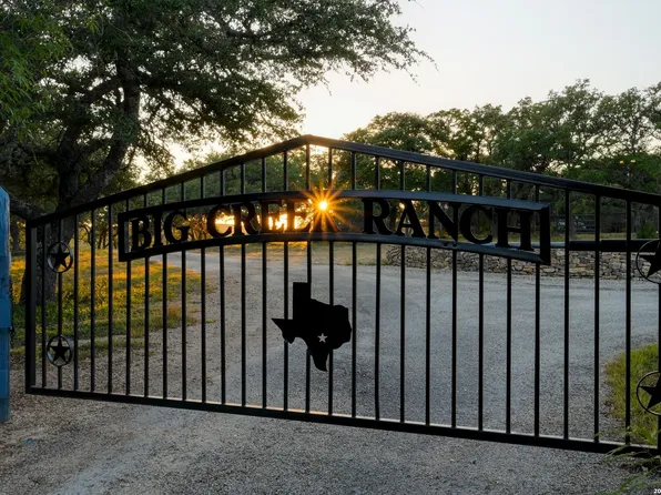 100 Big Creek Rd, Blanco, TX 78606