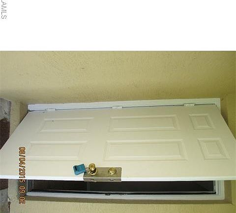 2nd image of 1011 SE 16th St