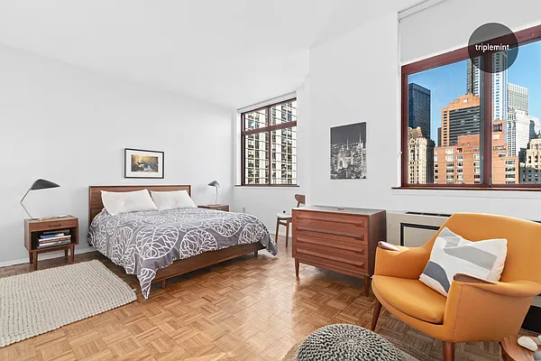 Sold by Triplemint | media 24