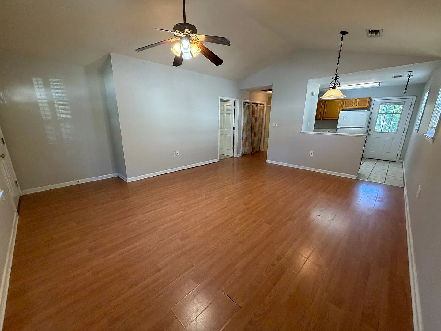 3 Bedrooms, 2 Bathrooms - Home in South Rome! — Photo 3