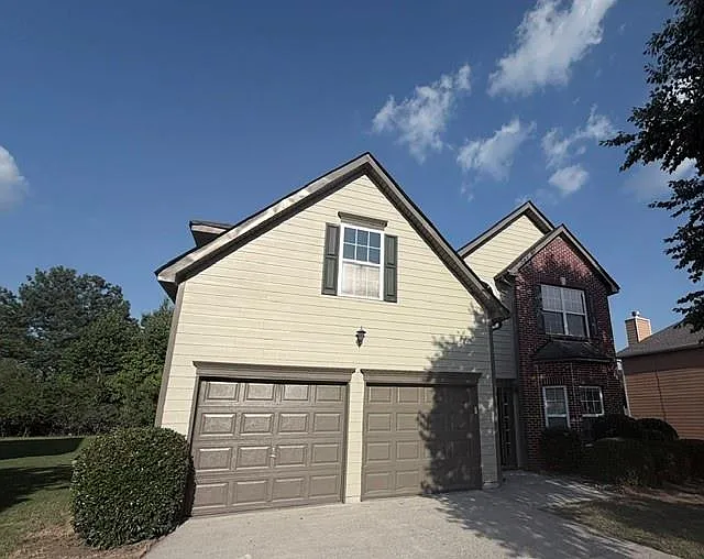 1020 Capstone Ct — Photo 1
