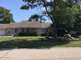5080 Summerfield Dr, Muskegon, MI