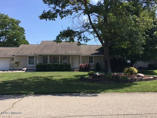 5080 Summerfield Dr photo 1
