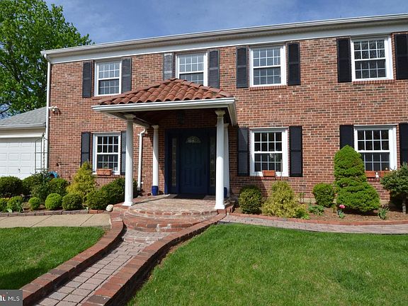 3rd image of 750 Barbaralynn Pl