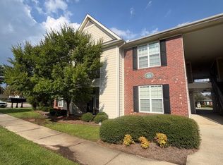 89-102 Gallery Dr, Spring Lake, NC 28390