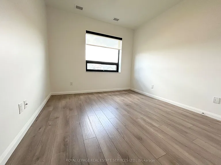 144 Watson Rd N #204 — Photo 14