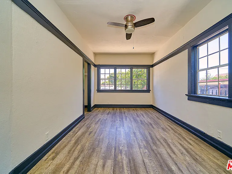 1347 Valencia St #A — Photo 8