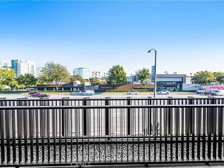 4207 Rivington — Photo 23