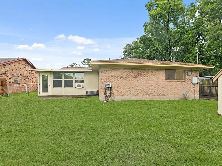 746 Fawn Dr — Photo 11