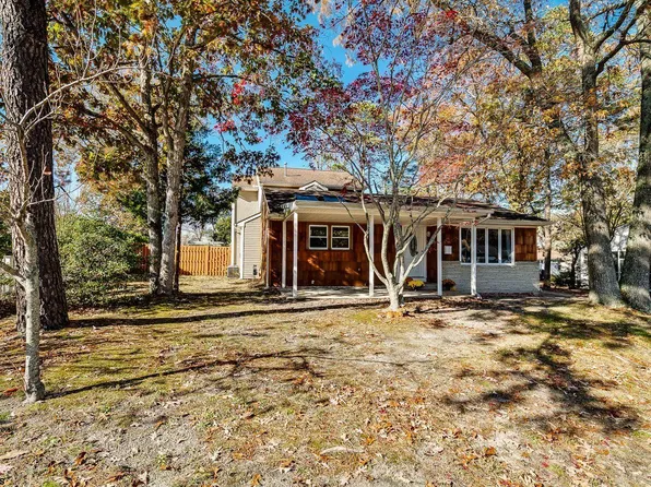 4 Nassau Rd, Somers Point, NJ 08244