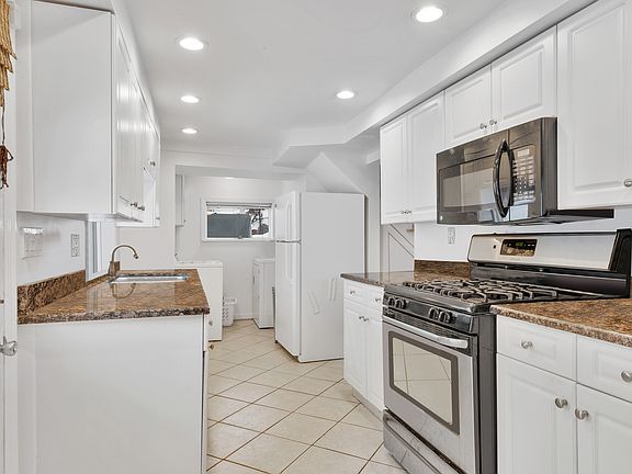 1006 Old Boston Post Road