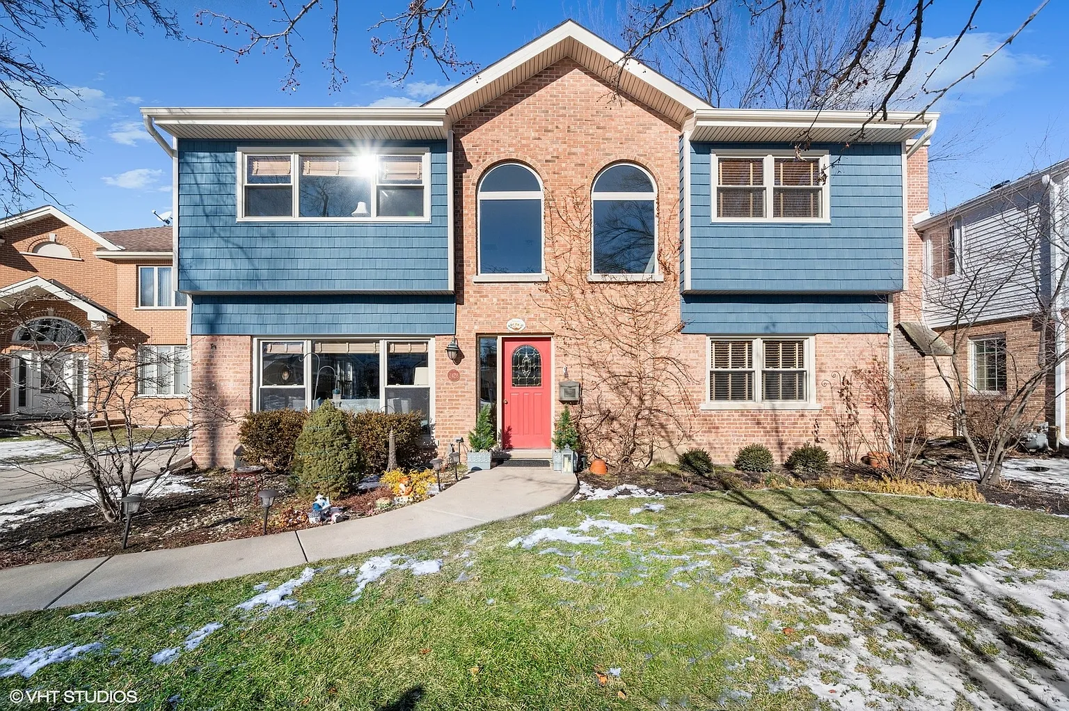 2428 Oak Ave photo 1