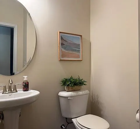 Valleystone Dr — Photo 16