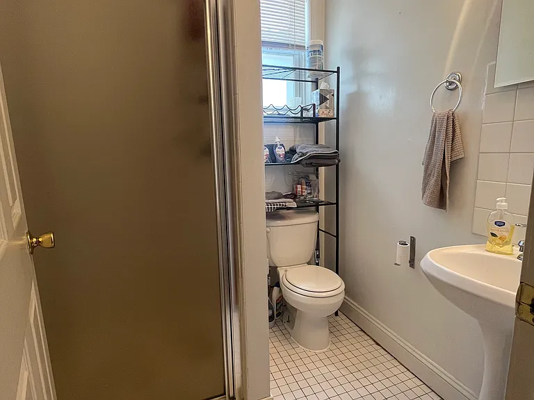 2125 Fitzwater St #2R — Photo 7