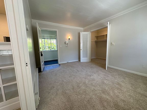 5th image of 800 17th St APT 44