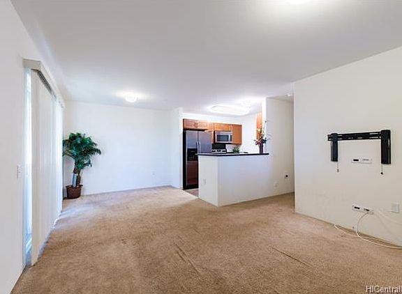3rd image of 91-1041 Kamaaha Ave APT 1403