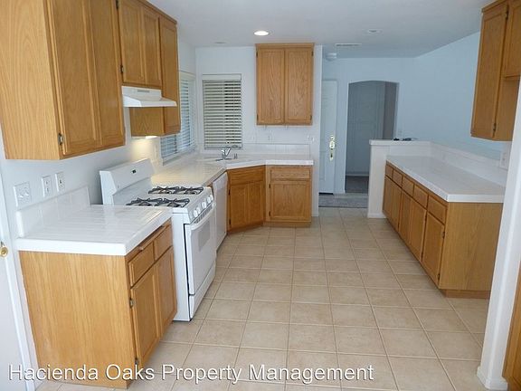 3rd image of 2740 S Santa Barbara Dr
