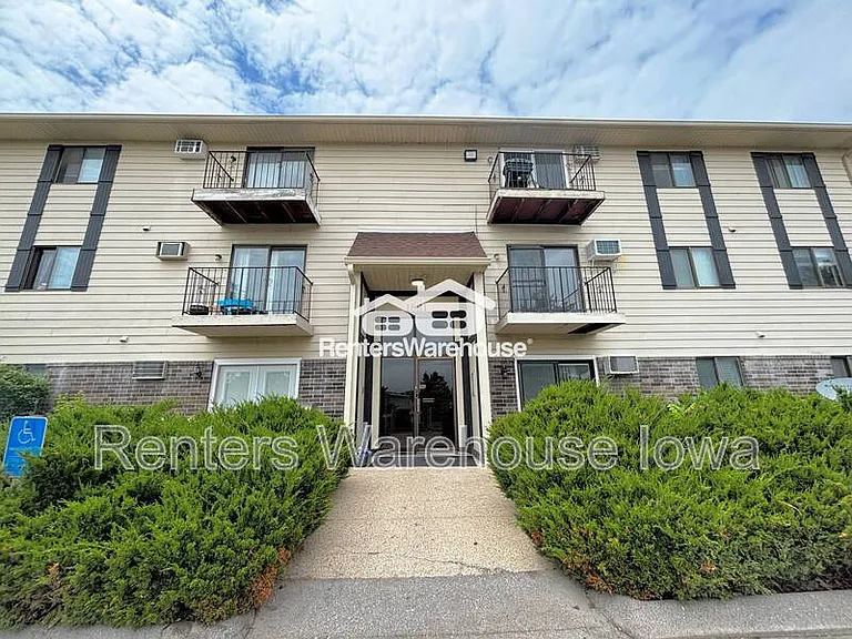 1831 Fuller Rd #3 — Photo 3