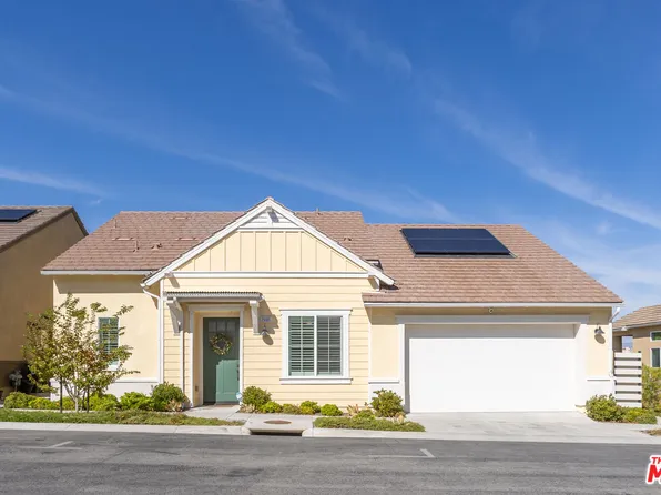 25105 Citron Ln, Santa Clarita, CA 91387