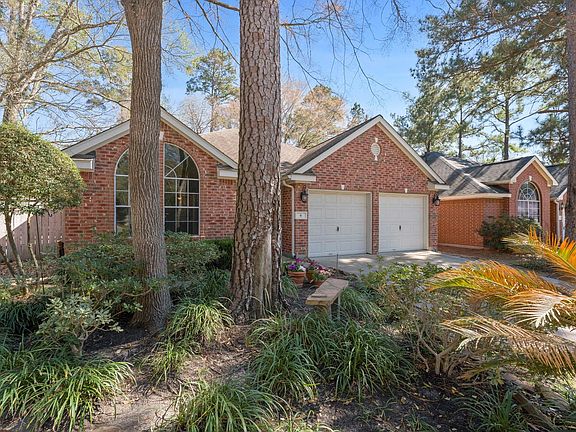 3rd image of 6 Orchard Dale Cir