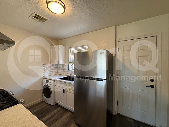 5th image of 426 N 17th Ave APT 3
