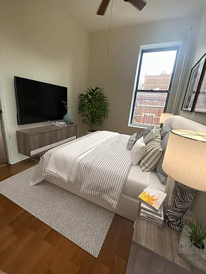 Rented by Bond New York | media 6