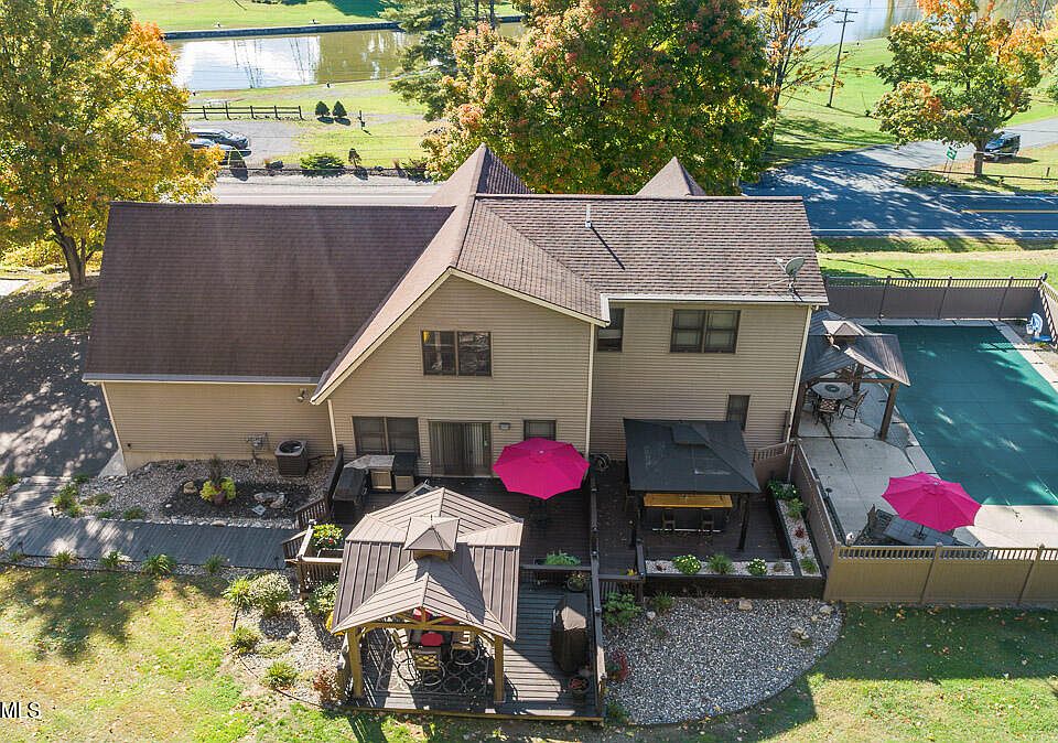 25 Fonda Road, Waterford, NY 12188 Zillow