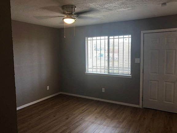 2nd image of 1804 Buena Vista Dr SE