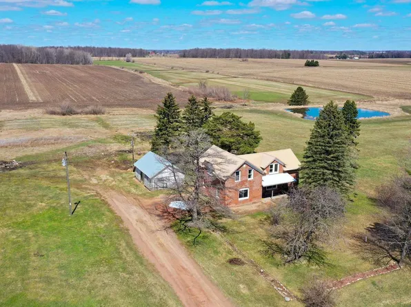 101416 COUNTY ROAD A, Dorchester, WI 54425