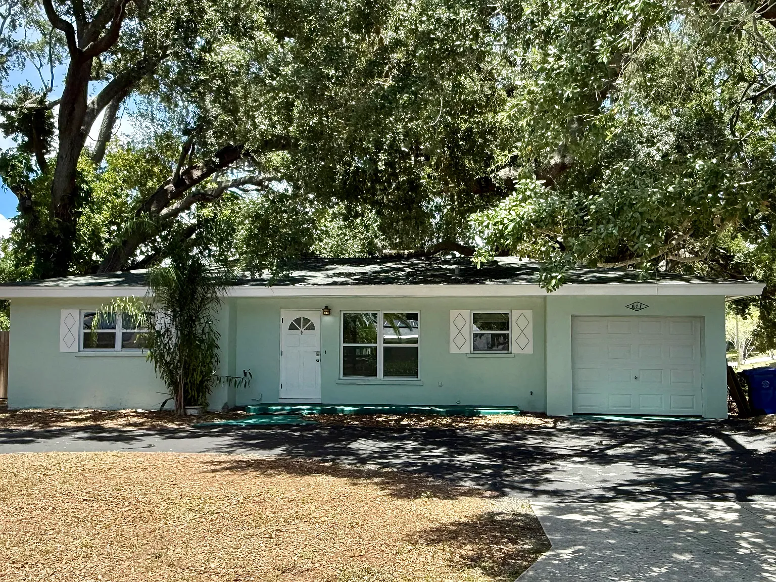 2 bed, 1800 sqft, $2,300 — Photo 2