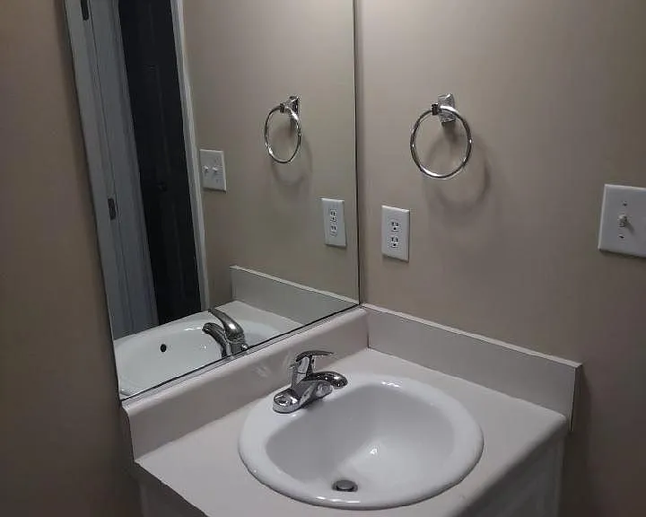 2918 Carey Ct — Photo 16