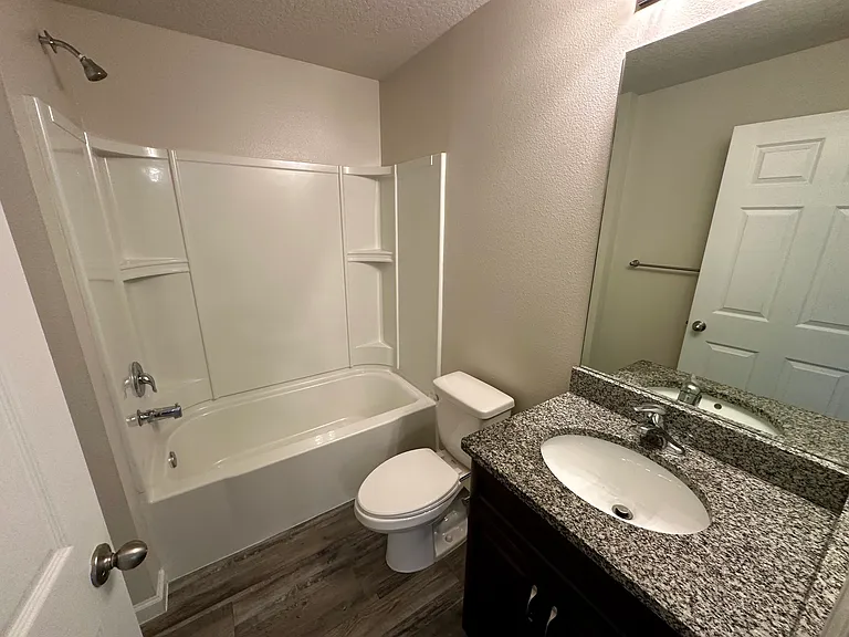 3 Unique Ct #A — Photo 7