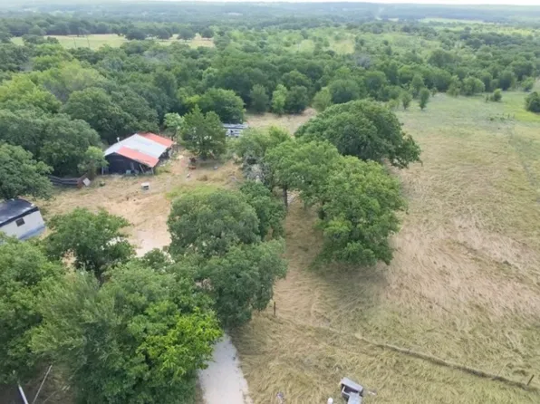 772 County Road 1749, Chico, TX 76431