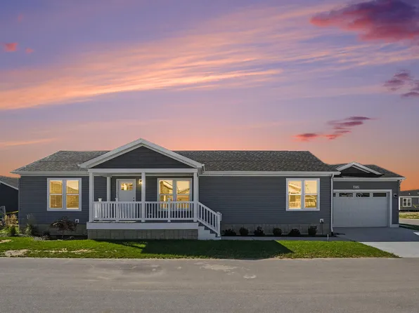 4738 Floral Wood Ln, Holland, MI 49423