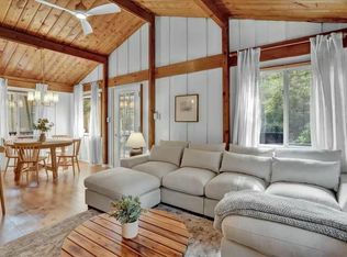 328 Sidney Ave, Pocono Summit, PA 18346