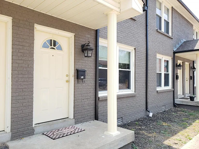 610 Commerce St #21 — Photo 2