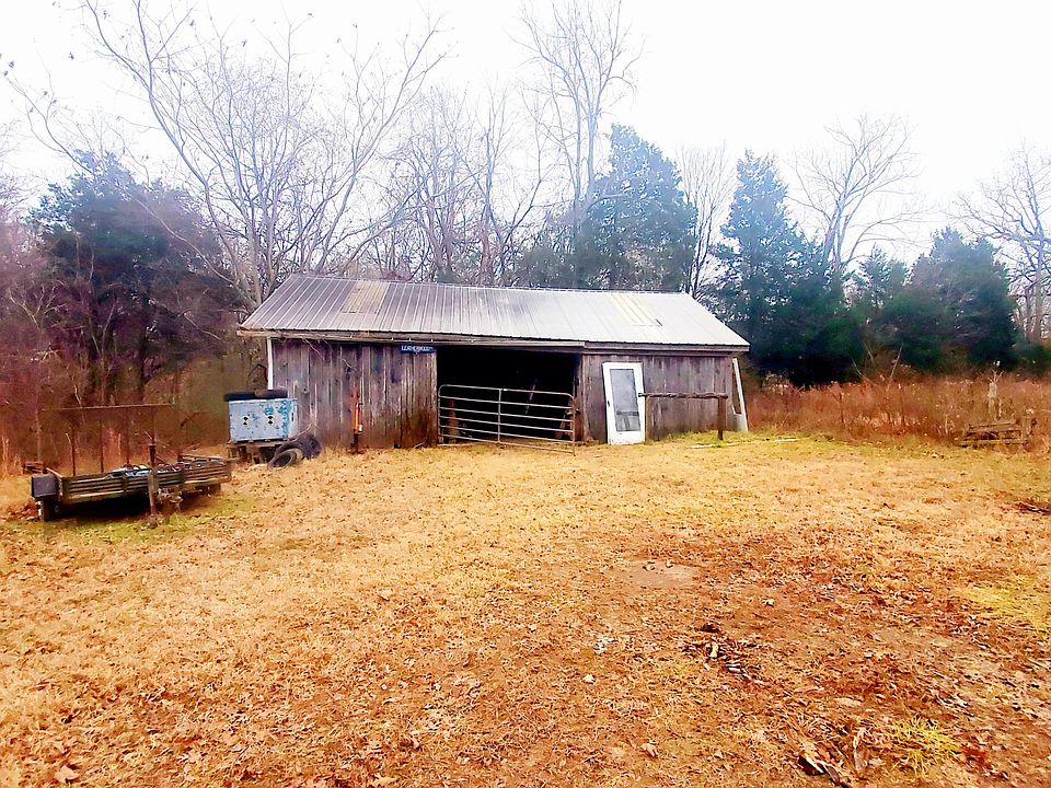 2nd image of 4145 Highway 70 E