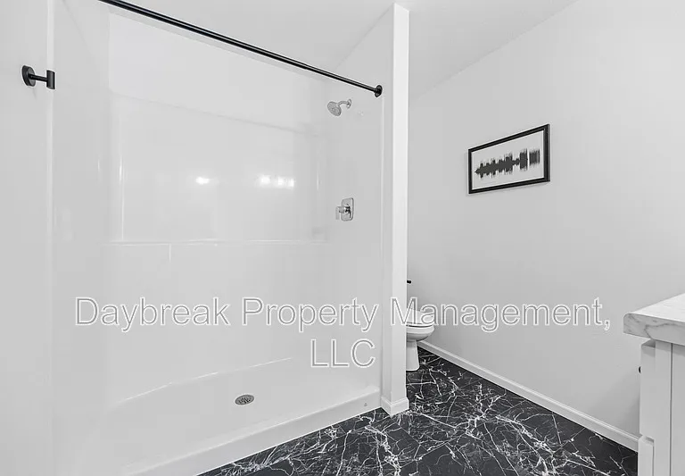 7909 Lost River Rd — Photo 20
