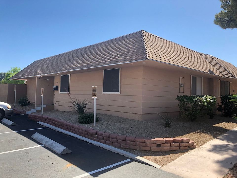 1st image of 2497 Paradise Village Way