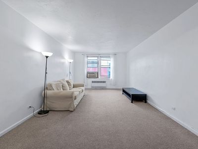 33-45 90th St APT 5J, Jackson Heights, NY, 11372